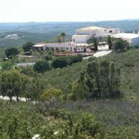 Monte Da Bravura