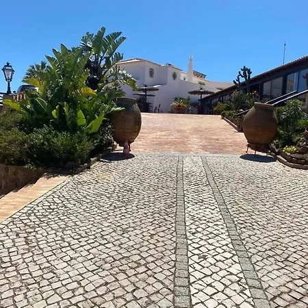 Monte Da Bravura Country house *
